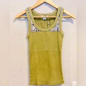 Joyann Sequin Tank‎ in Green
